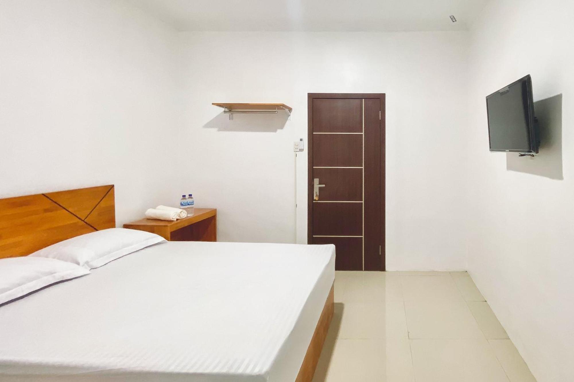 Urbanview Pelita