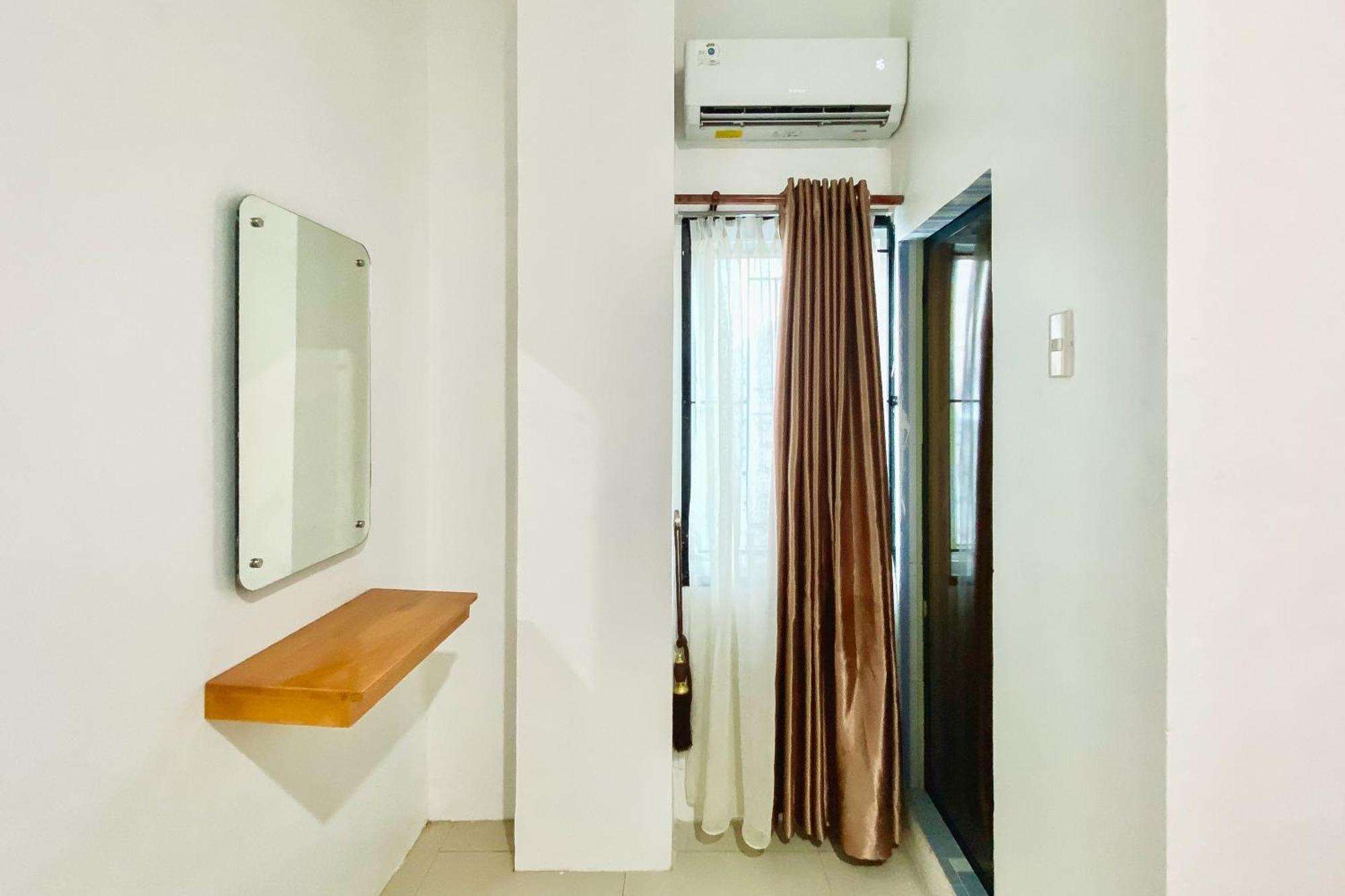Urbanview Pelita Hotel Medan