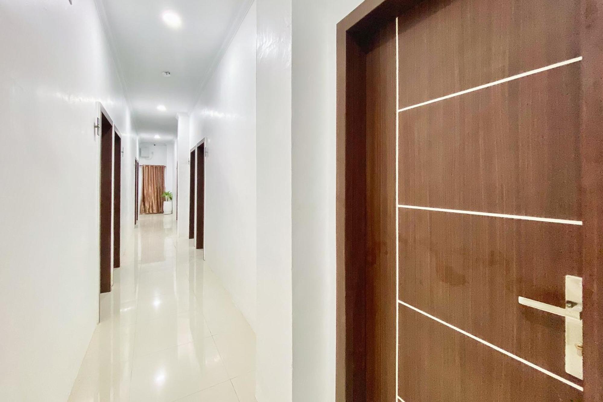 Hotel Urbanview Pelita *